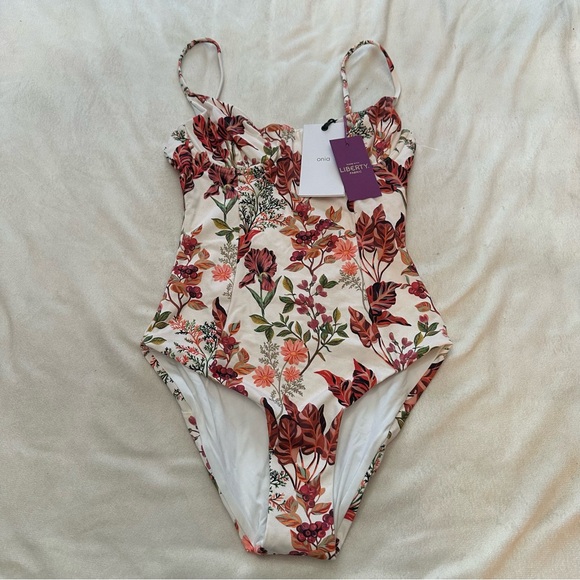 New! Onia x Liberty Chelsea floral One-Piece Swimsuit pigment patch 38046 - Picture 4 of 10
